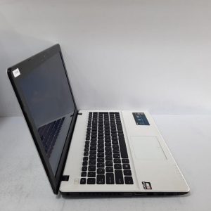 ایسوس ASUS X552E
