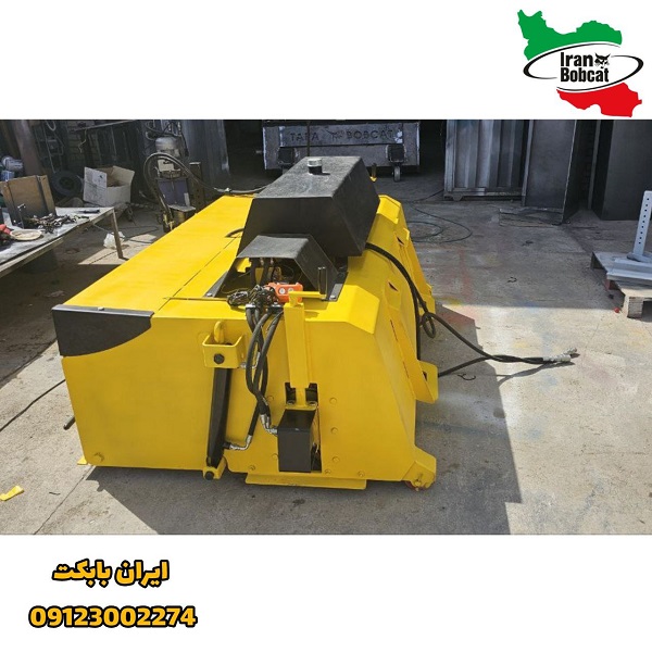 فروش جارو مینی لودر بابکت S-190 با بغلزن و آبپاش